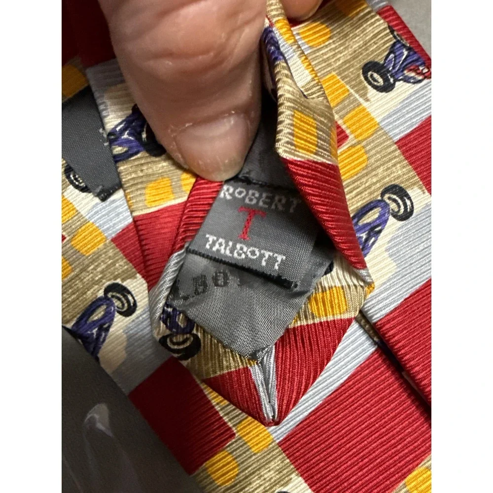 Robert Talbott Best of Class Silk Tie Mens Vintage Race Car Novelty Red Gold 4in